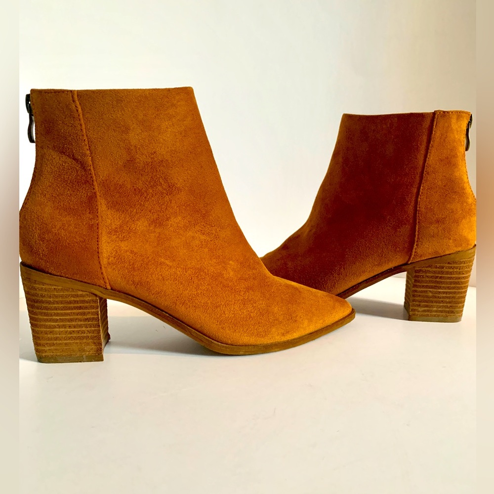 Beast Fashion ankle boots Camel color size 7.5M with 2.5 inch heel non Suede